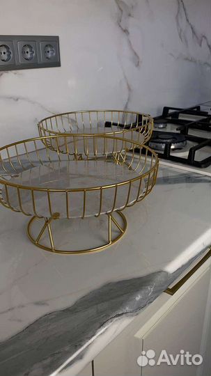 Фруктовница металлическая