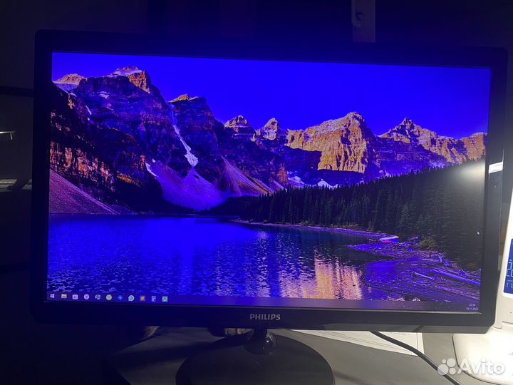 Монитор Philips 247VL