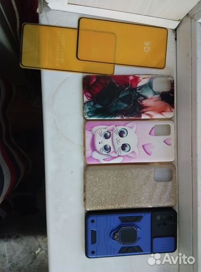 Чехлы и защитные стекла на самсунг а51