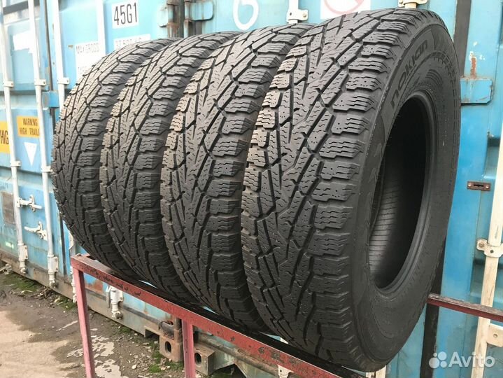 Nokian Tyres Hakkapeliitta LT2 245/75 R17 121Q