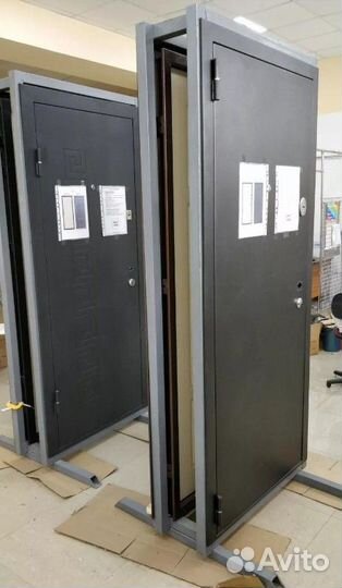 Дверь металлическая входная