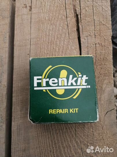 Ремкомплект заднего суппорта