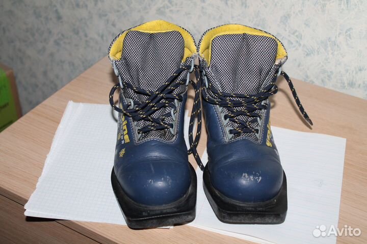 Лыжные ботинки, 35