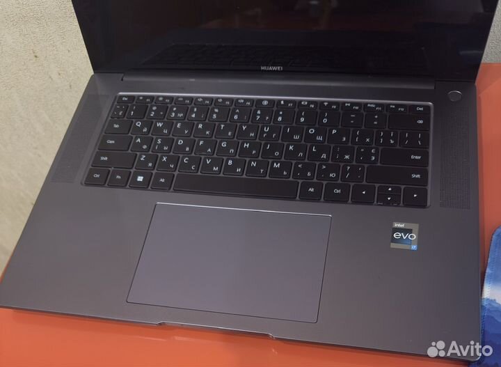 Huawei matebook 16s cref-x