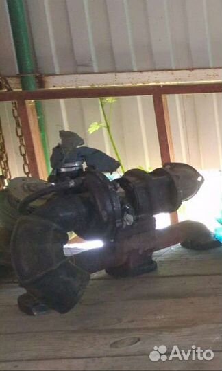 Выхлопной коллектор с турбонадувом