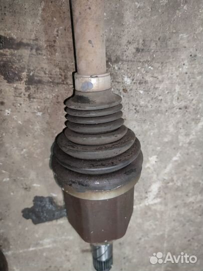 Привод левый LADA X-Ray