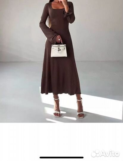 Платье женское коричневое