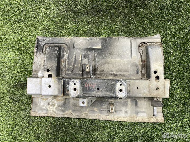 Крепление карданного вала Toyota Town Ace Noah