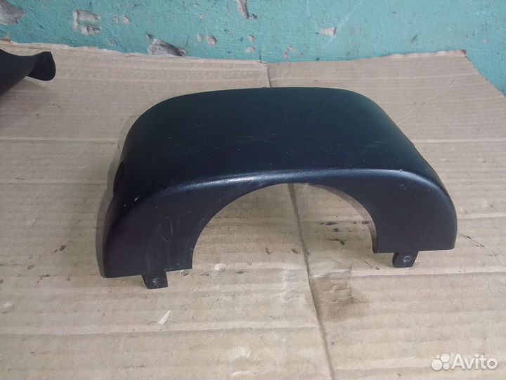 Низняя часть кожуха подрулевого Chevrolet Aveo