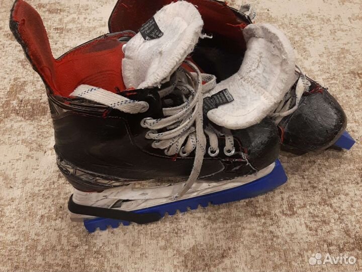 Хоккейные коньки bauer vapor
