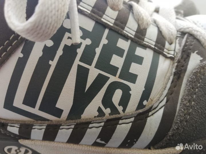 Продам ботинки heelys 38 р-р