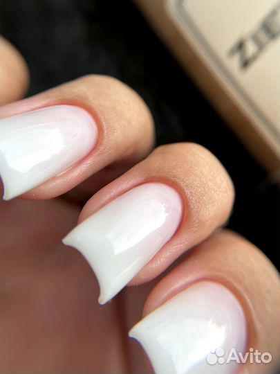 Маникюр и педикюр, покрытие гель-лаком