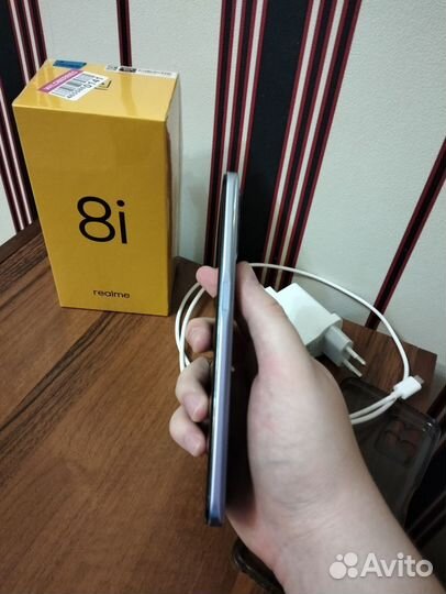 realme 8i, 4/64 ГБ