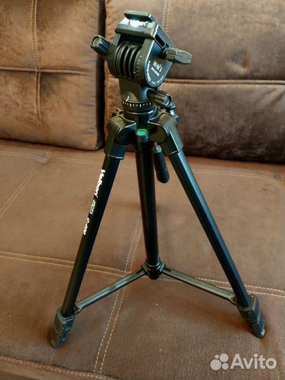 Штатив - трипод для фото и видеосъемки Velbon