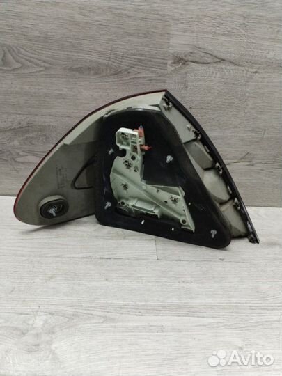 Фонари задние Mercedes E-Class W211 OM646.821