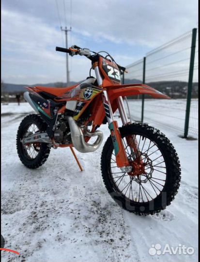 Мотор ланза 2т. Мотоцикл кевс 250. Питбайк регулмото 125 файв. Kews 300 4t. Кевс к16.