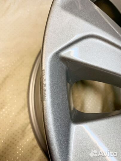 Диск R19 Land Rover Jaguar LR127602 / J9C5016