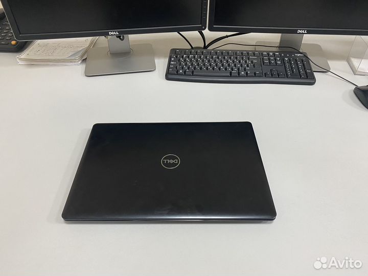 Ноутбук Dell 5570 i5\8250U\8G\256G\SSD\Full HD