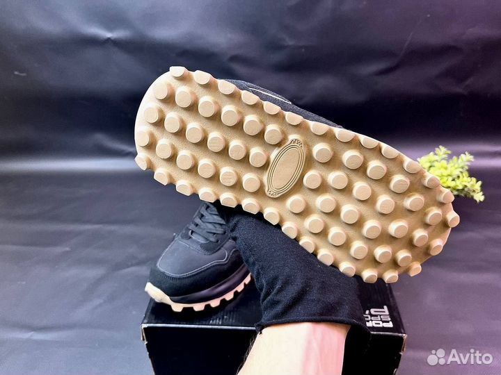 Кроссовки Boss долговечные