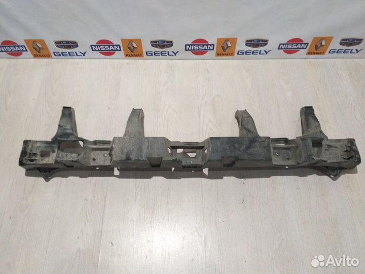 Усилитель зад бампера абсорбер Renault duster