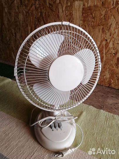 Вентилятор настольный бу