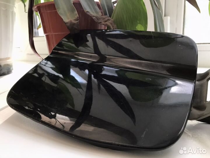 Лючок бензобака Subaru Forester SG5