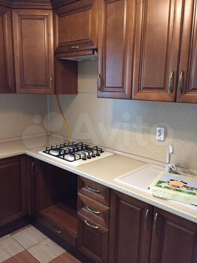 4-к. квартира, 72,6 м², 1/9 эт.