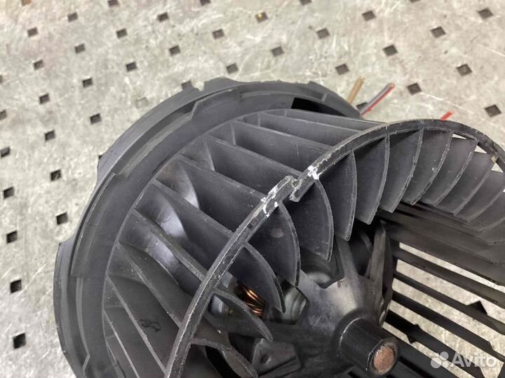 Моторчик печки Volkswagen Sharan