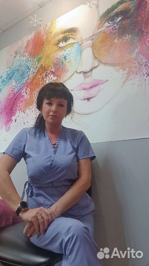 Перманентный макияж бровей