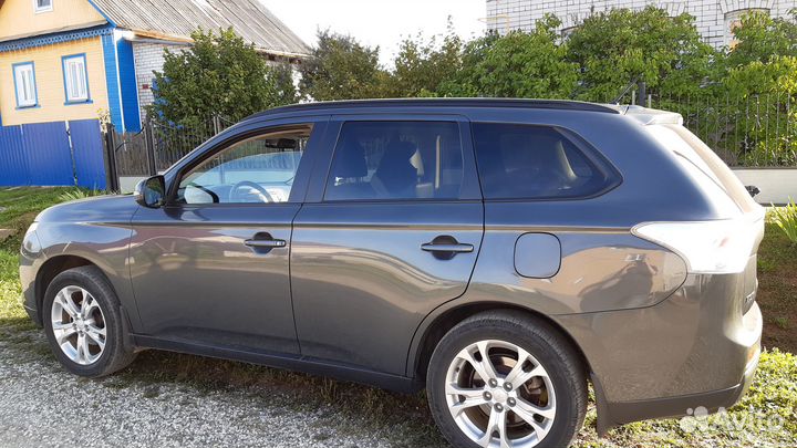 Mitsubishi Outlander 2.4 CVT, 2013, 126 000 км
