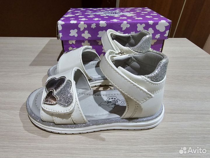 Босоножки для девочки