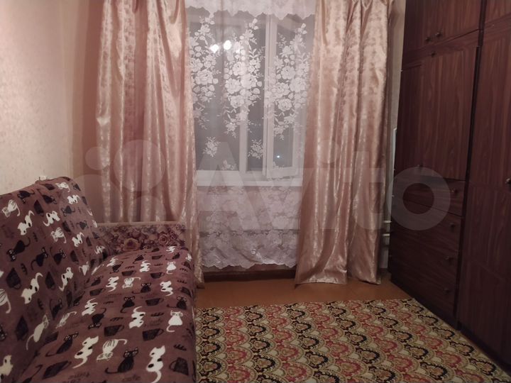 Комната 11 м² в 4-к., 6/9 эт.