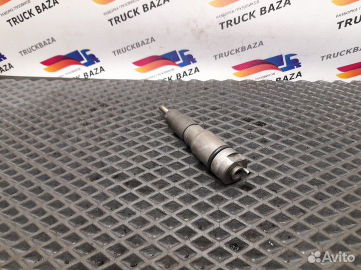 Форсунка топливная механическая Mercedes-Benz Axor