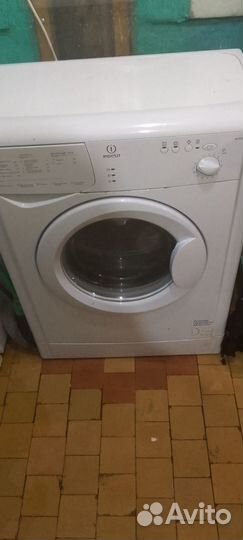 Продам стиральную машину