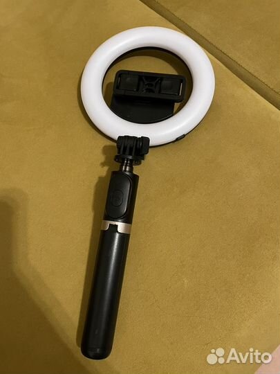 Кольцевая лампа со штативом