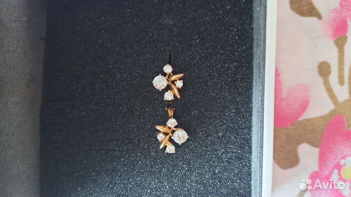 Золотые серьги