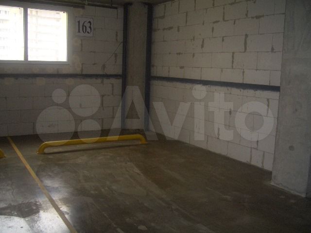 Машиноместо, 15 м²