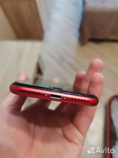 iPhone 8 (product) red