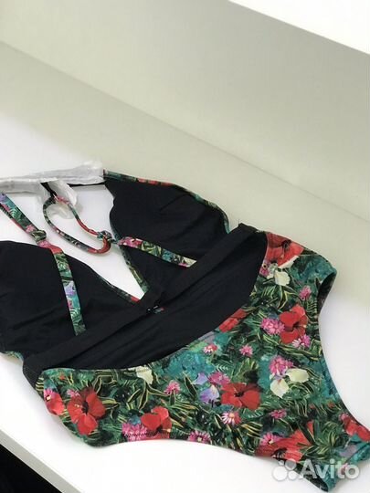 Купальник слитный victorias secret m