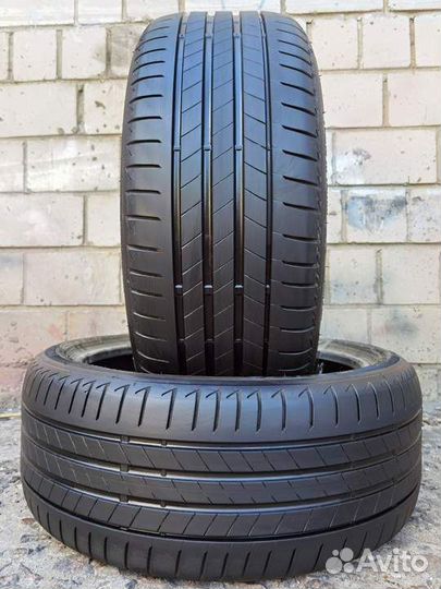 Bridgestone Turanza T005 225/40 R18 92Y
