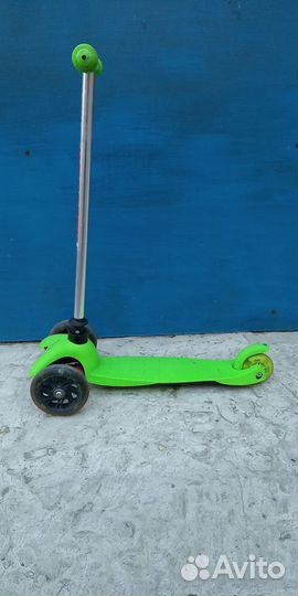 Самокат колёса светится 2-5 лет