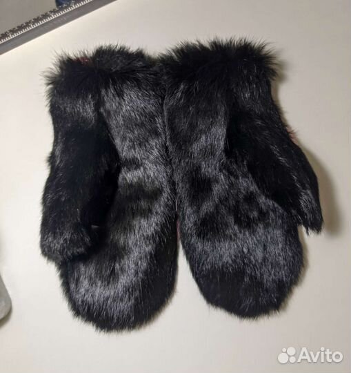 Варежки из кролика