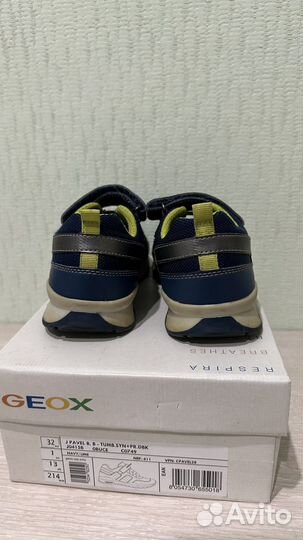 Кроссовки Geox