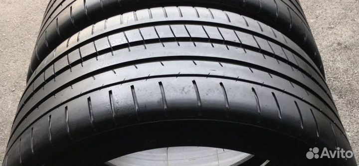 Michelin Pilot Super Sport 275/35 R19