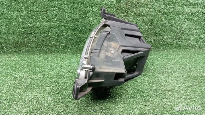 Противотуманная фара Hyundai Grandeur Правый