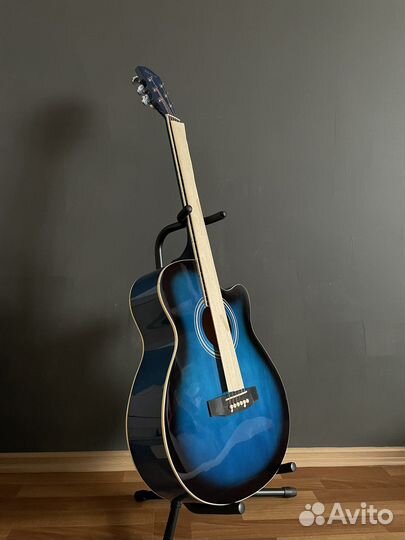 Синяя акустическая гитара Elitaro