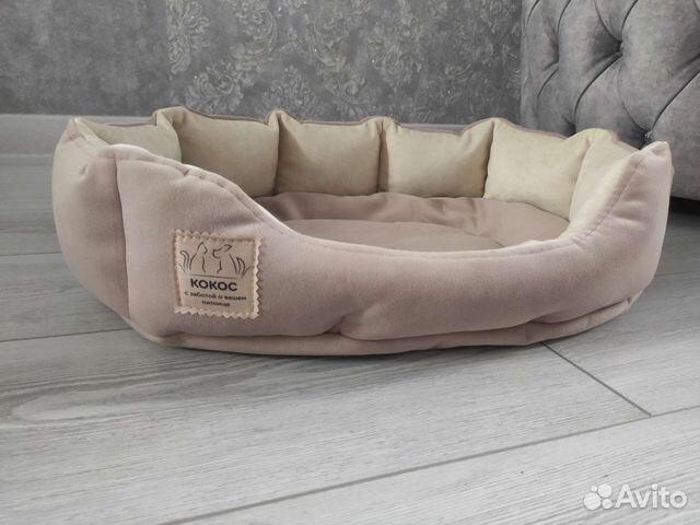 Лежанка для собак и котов