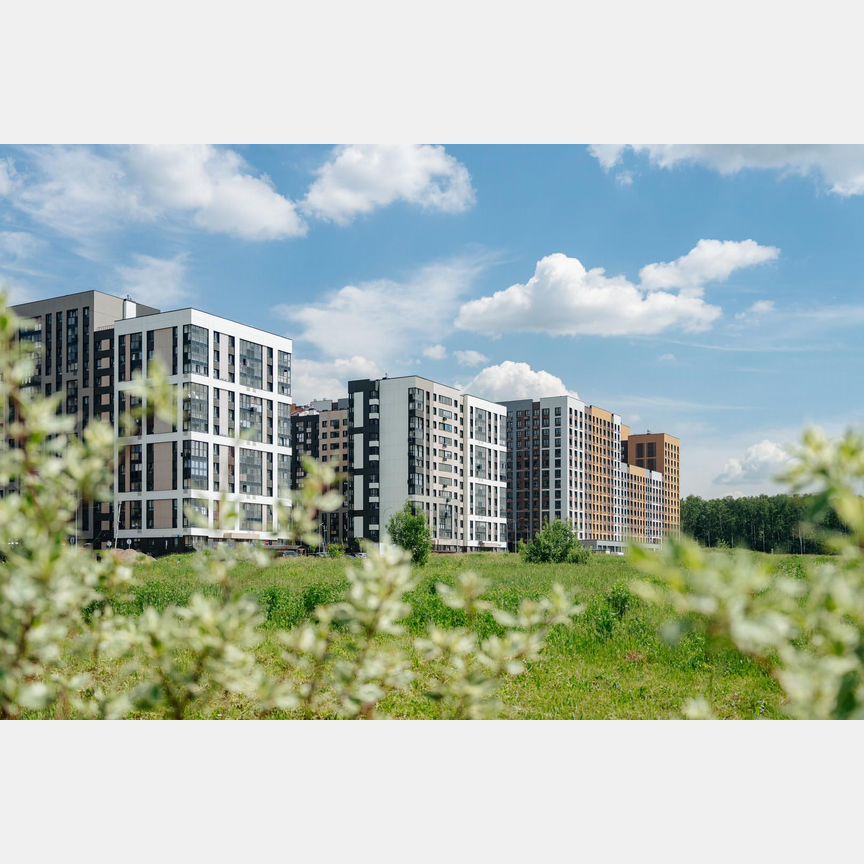 2-к. квартира, 79,3 м², 8/16 эт.