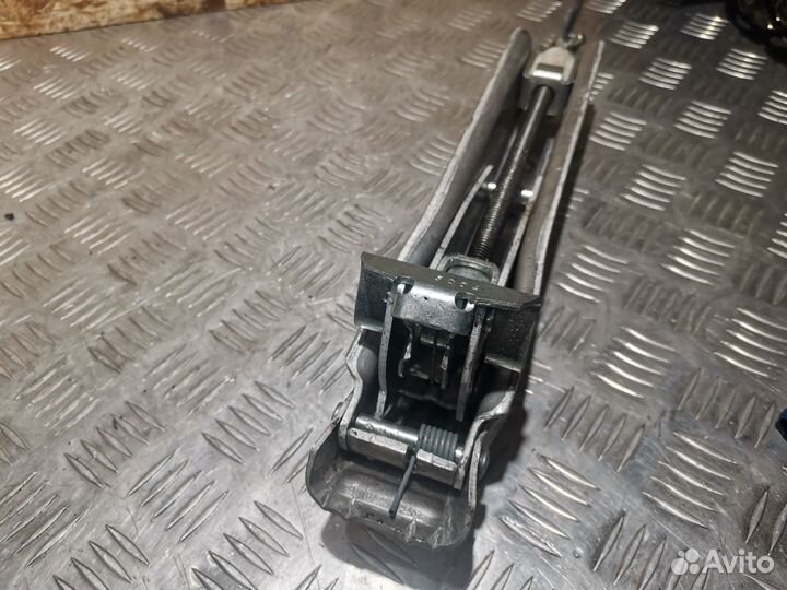 Домкрат Audi A4 B7