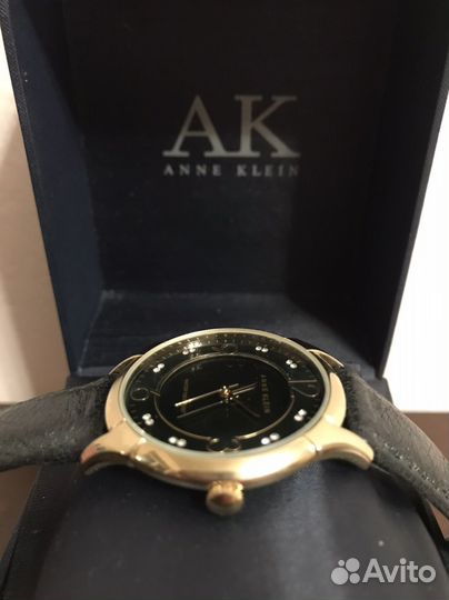 Часы Anne klein